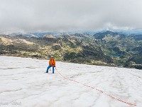 Wir steigen über den Ostgrat zum Ghiacciaio del Basòdino ab und queren diesen nach Norden. : Basòdino