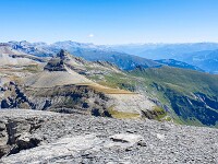 Die Schwierigkeiten sind geschafft und dankbar versorgen wir Seil und Gstältli im Rucksack. : Bifertenstock