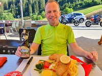 Die Tour hat Hunger gegeben: Das Schnipo im Sudada bei Dieni schmeckt einfach traumhaft! : Bifertenstock