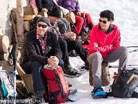 Gestartet waren wir in Sörenberg, und nach einer Stunde Aufstieg gibts eine Pause bei Mittelgfäl. : Schneeschuhtour Haglere OGH