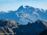 2024-08-09 10 Piz Medel 800  DSC2400 : Piz Medel