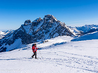 Im Hintergrund der Mürtschenstock. : OGH, Schilt, Schneeschuhtour, Winter
