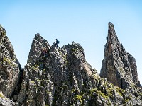 Auch am Grätchen zwischen Guferjoch und Sustenlochspitz sind Menschen unterwegs. : Sustenlochspitz