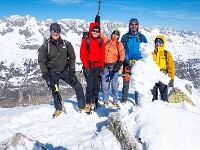 Unsere Gruppe, warm eingepackt ... : OGH, Schneeschuhtour Winterhorn 2026
