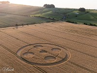 2025-06-23 UK2025 800DJI 20250623065122 0062 D SU  default : Avebury, Cooden Beach, Hackpen Horse, Kornkreis, Long Man of Wilmington