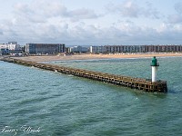 Wir verlassen Calais. Die Überfahrt dauert 1.5 Stunden, dank der Zeitverschiebung sogar nur eine Halbe. : Dover