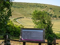 Die Tage sind lang und man kann viel erleben, wenn man früh aufsteht :-) Nun bin ich definitiv auf der Heimreise und statte ganz im Süden Englands beim Long Man of Wilmington einen Besuch ab. : Avebury, Cooden Beach, Hackpen Horse, Kornkreis, Long Man of Wilmington