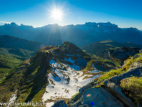... mit atemberaubender Sicht auf die Glarner Alpen. : Leglerhütte SAC Hüttenwartskurs