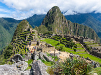 Machu Picchu mit dem Huayna Picchu. : Machu Picchu