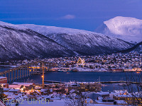 Tromso während der blauen Stunde
